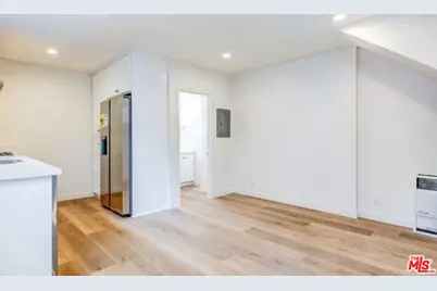 615 Sunset Ave, Venice, CA 90291 - Photo 25