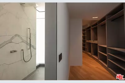 9277 Thrush Way, Los Angeles, CA 90069 - Photo 19