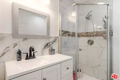 20318 Blythe St, Winnetka, CA 91306 - Photo 17