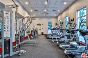 645 W 9th St, Los Angeles, CA 90015 - Photo 13