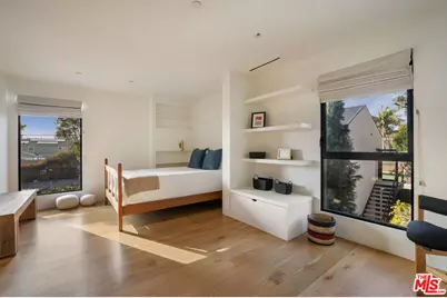 901 Flower Ave, Venice, CA 90291 - Photo 31