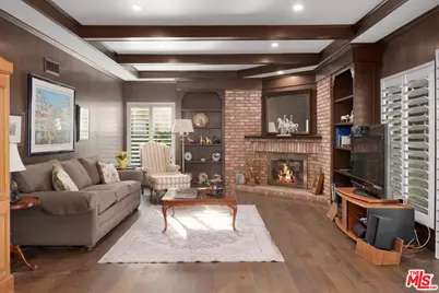 18409 Hampton Ct, Porter Ranch, CA 91326 - Photo 21