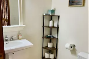 750 S Bundy Dr, Los Angeles, CA 90049 - Photo 7