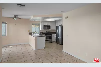 19915 Towhee Ct #39, Canyon Country, CA 91351 - Photo 9