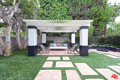 7861 W 80th St, Playa del Rey, CA 90293 - Photo 19