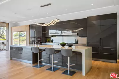 15213 De Pauw St, Pacific Palisades, CA 90272 - Photo 13