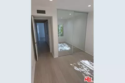 18350 Hatteras St #278, Tarzana, CA 91356 - Photo 35