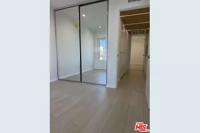 18350 Hatteras St #278, Tarzana, CA 91356 - Photo 31