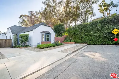 11450 Bolas St, Los Angeles, CA 90049 - Photo 55