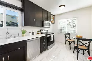 3652 Kelton Ave, Los Angeles, CA 90034 - Photo 11