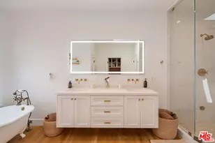 128 Roma Ct, Marina del Rey, CA 90292 - Photo 33