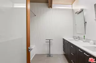 2608 Carman Crest Dr, Los Angeles, CA 90068 - Photo 19