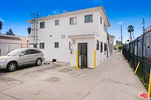 811 W 97th St, Los Angeles, CA 90044 - Photo 7