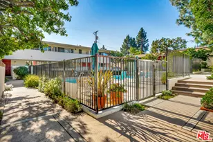 350 N Clybourn Ave, Burbank, CA 91505 - Photo 25