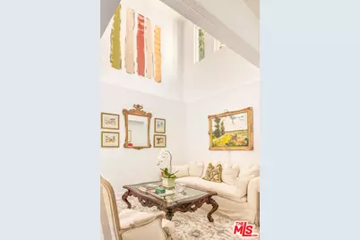 1647 N Beverly Glen Blvd, Los Angeles, CA 90077 - Photo 9