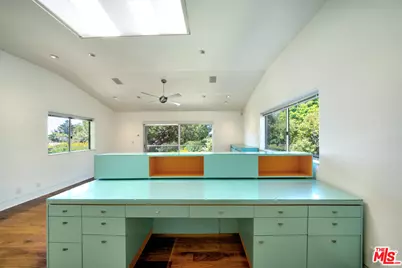 6000 Philip Ave, Malibu, CA 90265 - Photo 17