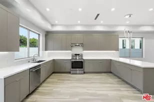 6717 Sunnyslope Ave, Van Nuys, CA 91401 - Photo 17