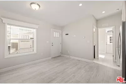 8250 Lankershim Blvd #130, North Hollywood, CA 91605 - Photo 3