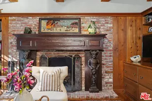 13041 Evanston St, Los Angeles, CA 90049 - Photo 31