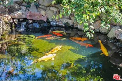 13041 Evanston St, Los Angeles, CA 90049 - Photo 51