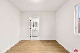 1320 W 51st Pl, Los Angeles, CA 90037 - Photo 27