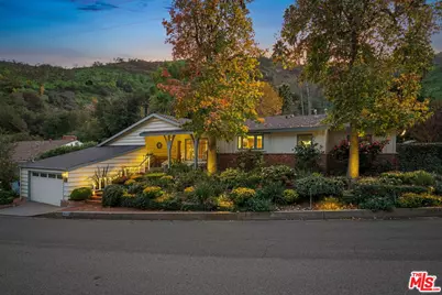 3859 Mandeville Canyon Rd, Los Angeles, CA 90049 - Photo 55