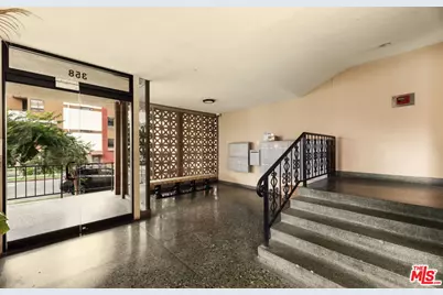 358 S Gramercy Pl #306, Los Angeles, CA 90020 - Photo 27