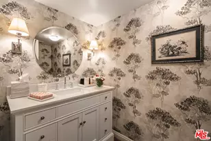 4221 Jubilo Dr, Tarzana, CA 91356 - Photo 17