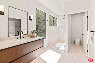 1401 N Bundy Dr, Los Angeles, CA 90049 - Photo 19