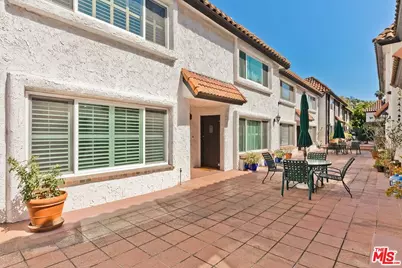 14332 Dickens St #10, Sherman Oaks, CA 91423 - Photo 23