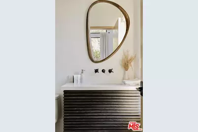 9064 Harland Ave, West Hollywood, CA 90069 - Photo 27