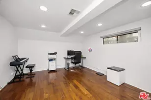 10229 Variel Ave, Chatsworth, CA 91311 - Photo 19