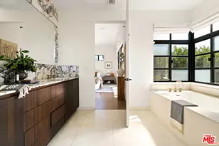 8732 Rangely Ave, West Hollywood, CA 90048 - Photo 15