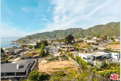 224 Quadro Vecchio Dr, Pacific Palisades, CA 90272 - Photo 1