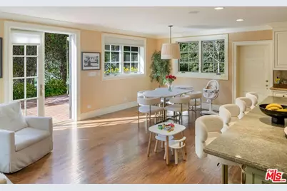 717 N Alpine Dr, Beverly Hills, CA 90210 - Photo 13