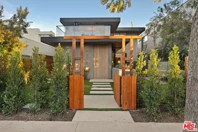 738 Palms Blvd, Venice, CA 90291 - Photo 1