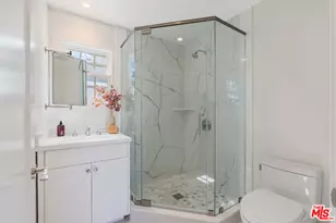 632 S Arden Blvd, Los Angeles, CA 90005 - Photo 29