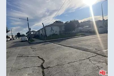 1068 McDonald Ave, Wilmington, CA 90744 - Photo 45