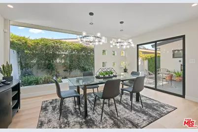23442 Burbank Blvd, Woodland Hills, CA 91367 - Photo 19