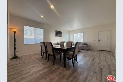 719 W Avenue Q10, Palmdale, CA 93551 - Photo 3