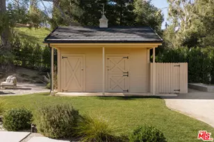 5287 Round Meadow Rd, Hidden Hills, CA 91302 - Photo 35