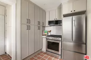 617 N Sycamore Ave, Los Angeles, CA 90036 - Photo 15