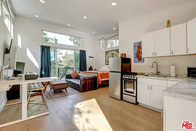 19643 Valley View Dr, Topanga, CA 90290 - Photo 31