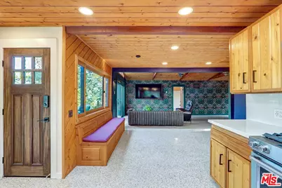 19643 Valley View Dr, Topanga, CA 90290 - Photo 13