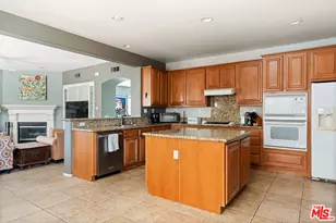 25014 Oliver Way, Stevenson Ranch, CA 91381 - Photo 13