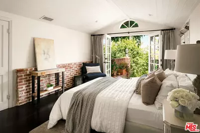 12966 Galewood St, Studio City, CA 91604 - Photo 17