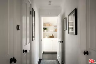 12966 Galewood St, Studio City, CA 91604 - Photo 19
