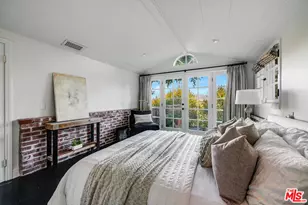 12966 Galewood St, Studio City, CA 91604 - Photo 19