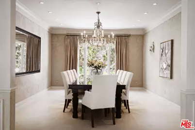 1160 Chantilly Rd, Los Angeles, CA 90077 - Photo 9