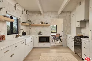 2304 Vestal Ave, Los Angeles, CA 90026 - Photo 9